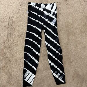 victoria secret pink seamless workout leggings Size M Brand New